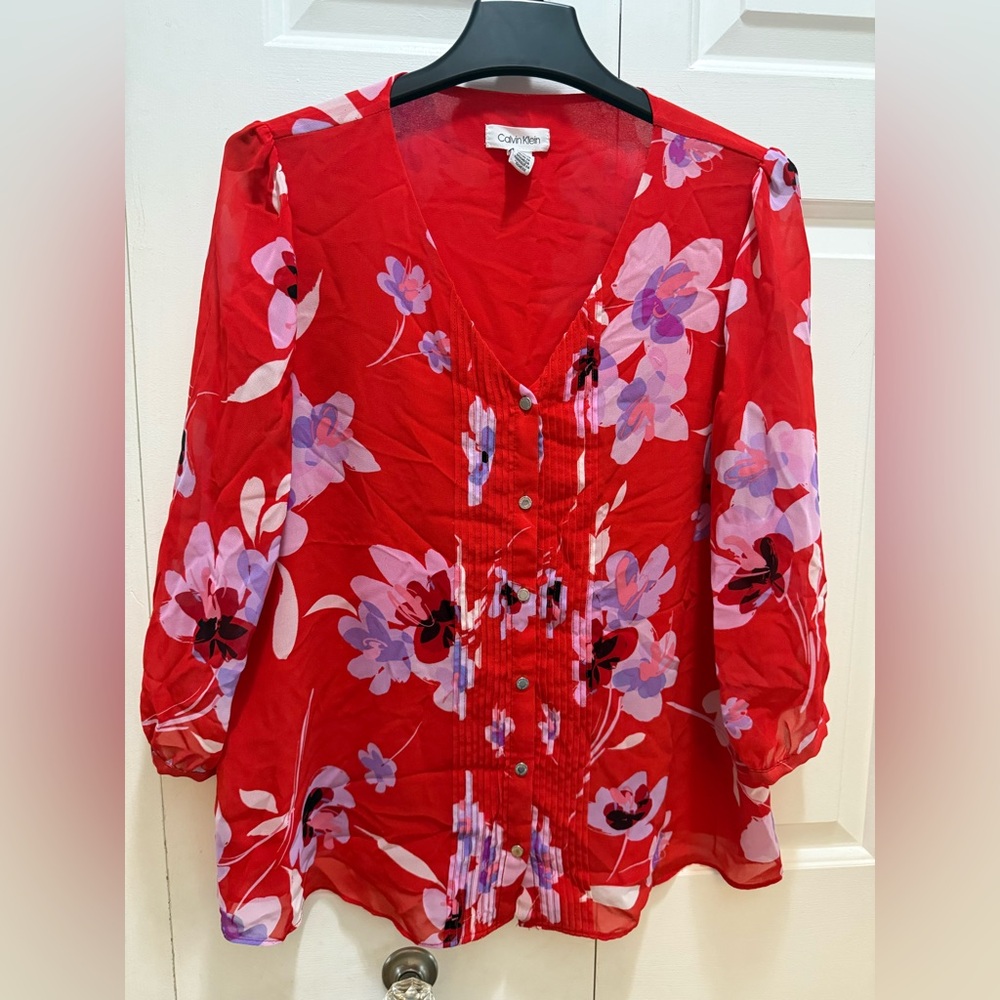 Calvin Klein Red and Purple Floral Blouse SzM